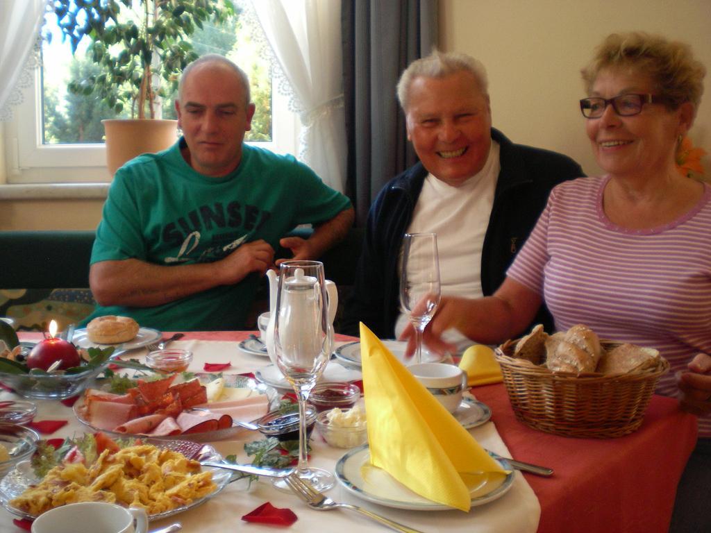 Pension Thermensonne Jennersdorf Ngoại thất bức ảnh